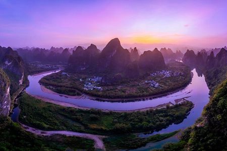 1-Day tour of Guilin-LiRiver cruise-Yangshuo Xianggong hill 