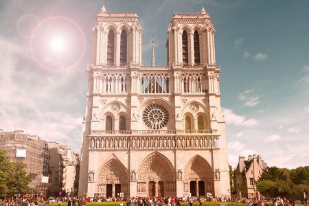 Paris City Tour with Notre-Dame Cathedral and Louvre Access