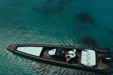 Private Cruise with Speedboat: Naxos - Koufonisia- Sxoinousa
