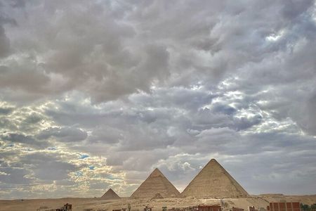 Giza Pyramids and Great Sphinx Half Day Group Tour to 