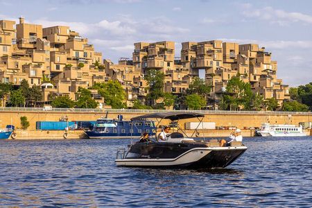  2-Hour Private Montreal Boat Cruise 