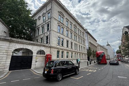 Private London 3 hour Sherlock Locations Tour by Black Taxi
