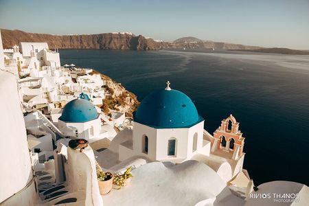 Santorini Sights & Flavors