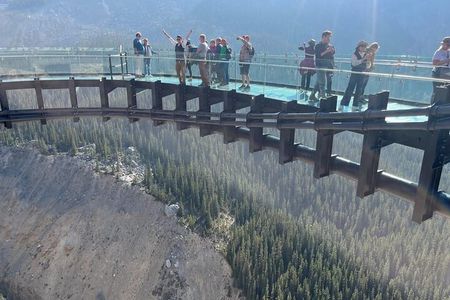 Banff:Columbia Icefield Adventures, Skywalk and Iconic Lakes Tour