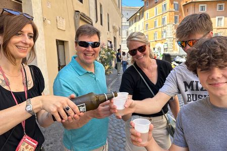 Italian Beer Tour in Rome: Sips, Bites and City Sights