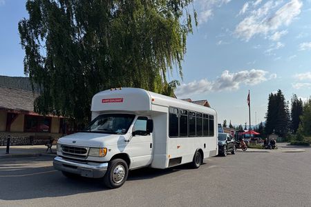 From Banff: Moraine Lake and Lake Louise Sightseeing Shuttle