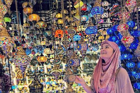 Cairo night tour: market, downtown, dinner, and free felucca