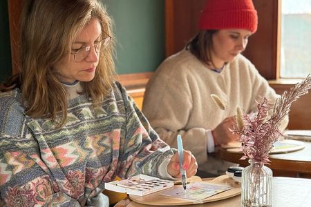 Watercolor Painting Experience in Artistic Munich (Max 12 guests)