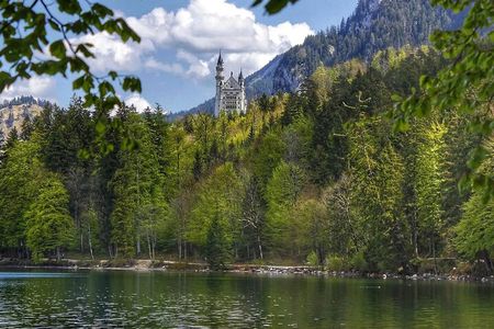 Pickup from Munich: Hike Neuschwanstein - Away from the Crowds