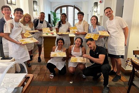 Authentic Pasta Making Class in Florence with a Local Chef