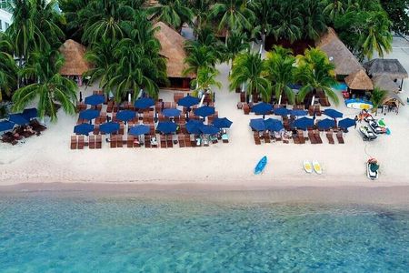 Fish Spa, Beach Break with Lounge Chairs, Umbrellas & Beach Area