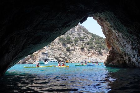 Rina Cave Half Day Sea Kayak Tour with Snorkeling
