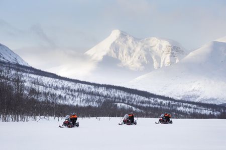 Adventure Snowmobile Safari