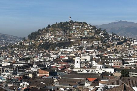 Private Full Day Quito: Old Town, Cable Car, Equator, local food