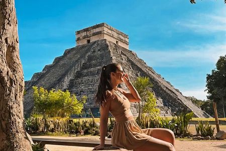 Chichén Itzá Tour with an Expert Guide from Valladolid
