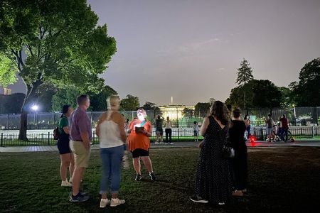 White House at Night: Ghosts & Scandals Adults Only Walking Tour