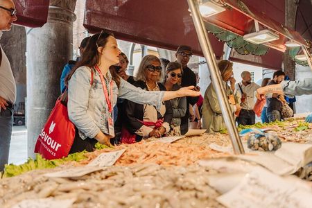 Tastes & Traditions of Venice: Food Tour with Rialto Market Visit