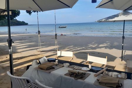 Beachfront Pottery Class by Hammock and Wheel