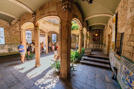 Barcelona Old Town Tour With Optional Flamenco Show