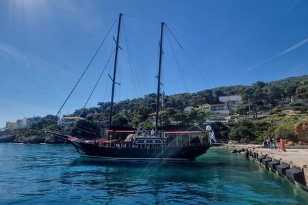 3 Island Cruise from Athens Unlimited Food Wine and Scenic Views