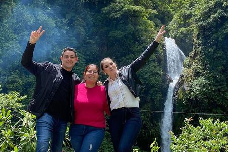 Private Tour to Poás Volcano with Local Strawberry Tasting