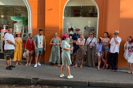 Cartagena walking tour in small group