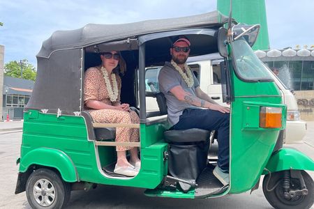 Colombo Tuk Tuk City Tour -Sightseeing Entry Fees & Food Included