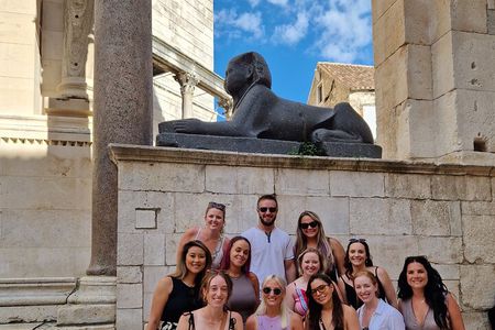 Private guided tour of Docletian's palace Split & Trogir by car