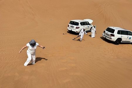4 Hour Morning Desert Safari with Camel Ride and Sand Boarding