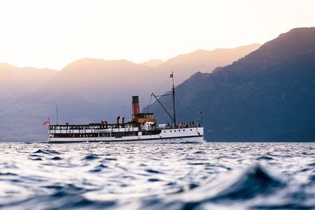 TSS Earnslaw Lake Wakatipu Steamship Cruise from Queenstown