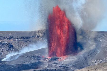 Hilo Shore Excursion: Active Volcano, Lava Tube, Waterfall and Gardens
