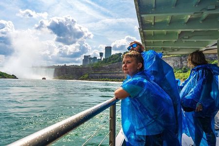 Niagara Falls USA Walking Tour with Cave and Maid of the Mist