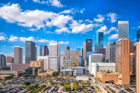 75 Min Best of Houston Small Group Tour 