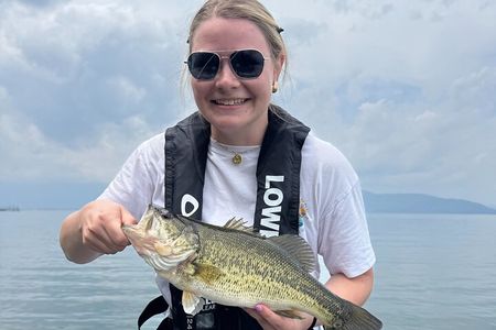 Bass Fishing Experience on Lake Biwa for 1 Person