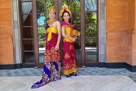 Balinese Traditional Dress photo shoot