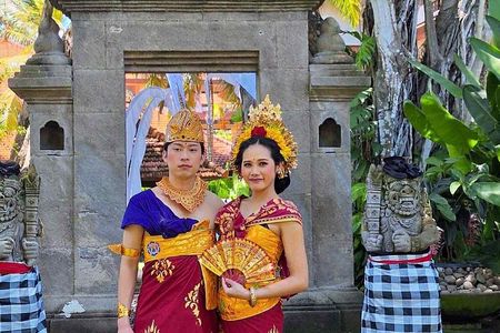 Balinese Traditional Dress photo shoot