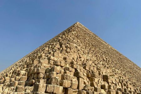 VIP Day Tour Saqqara, Pyramids and Memphis with Lunch