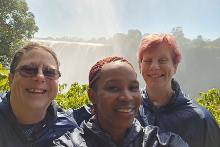 Victoria Falls Guided Walking Tour with Local Stories