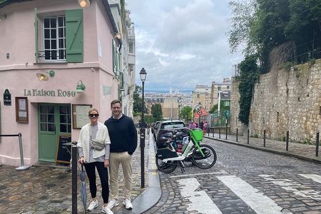 Paris Montmartre & Sacre Coeur Semi-Private Guided Tour 12ppl Max