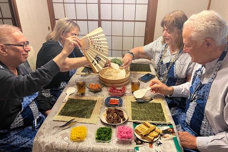 Yokohama: Sushi & Gyoza Cooking in a Traditional Japanese Home