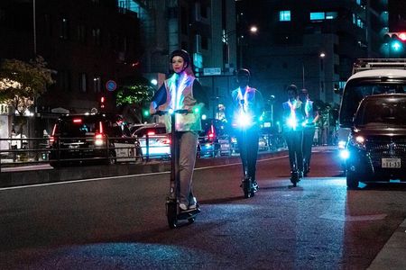 Tokyo: E-scooter Experience in Shibuya with Iconic Photos