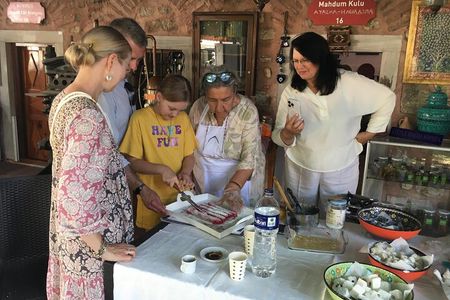 Turkish Delight Making Workshop Experience / Little Hagia Sophia