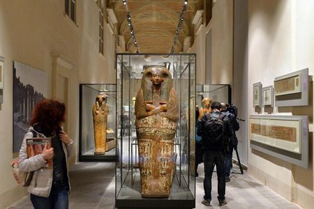Private Day Trip to Cairo Pyramids & Museum With Lunch - Hurghada