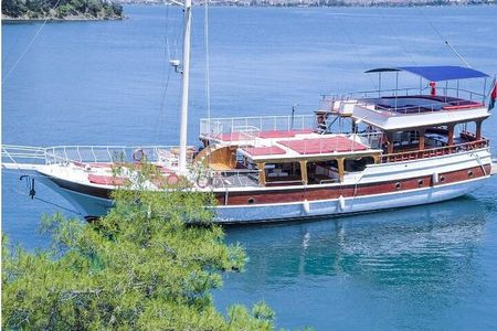 12 Islands Boat Trip in Fethiye