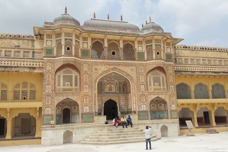 6 Days Guided Golden Triangle Tour – Explore Delhi, Agra & Jaipur