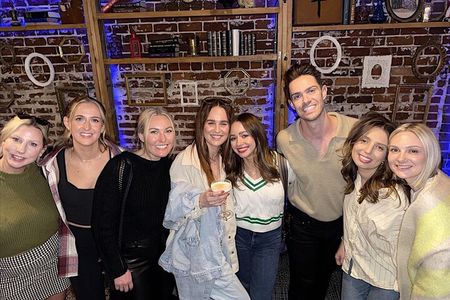 2 Hours Cocktail Classes at Speakeasy Plus Bites