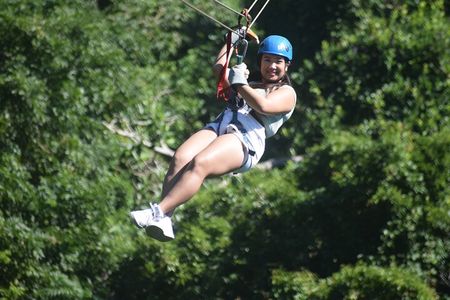 Roatan: Zipline & Snorkel Combo