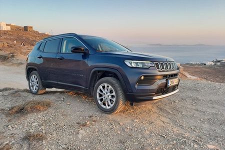 Mykonos Exploration : Private Jeep Tour with a local