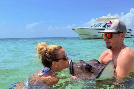 Private Stingray city tour
