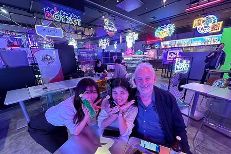 Real Anime Food & Location Tour in Tokyo Shinjuku
